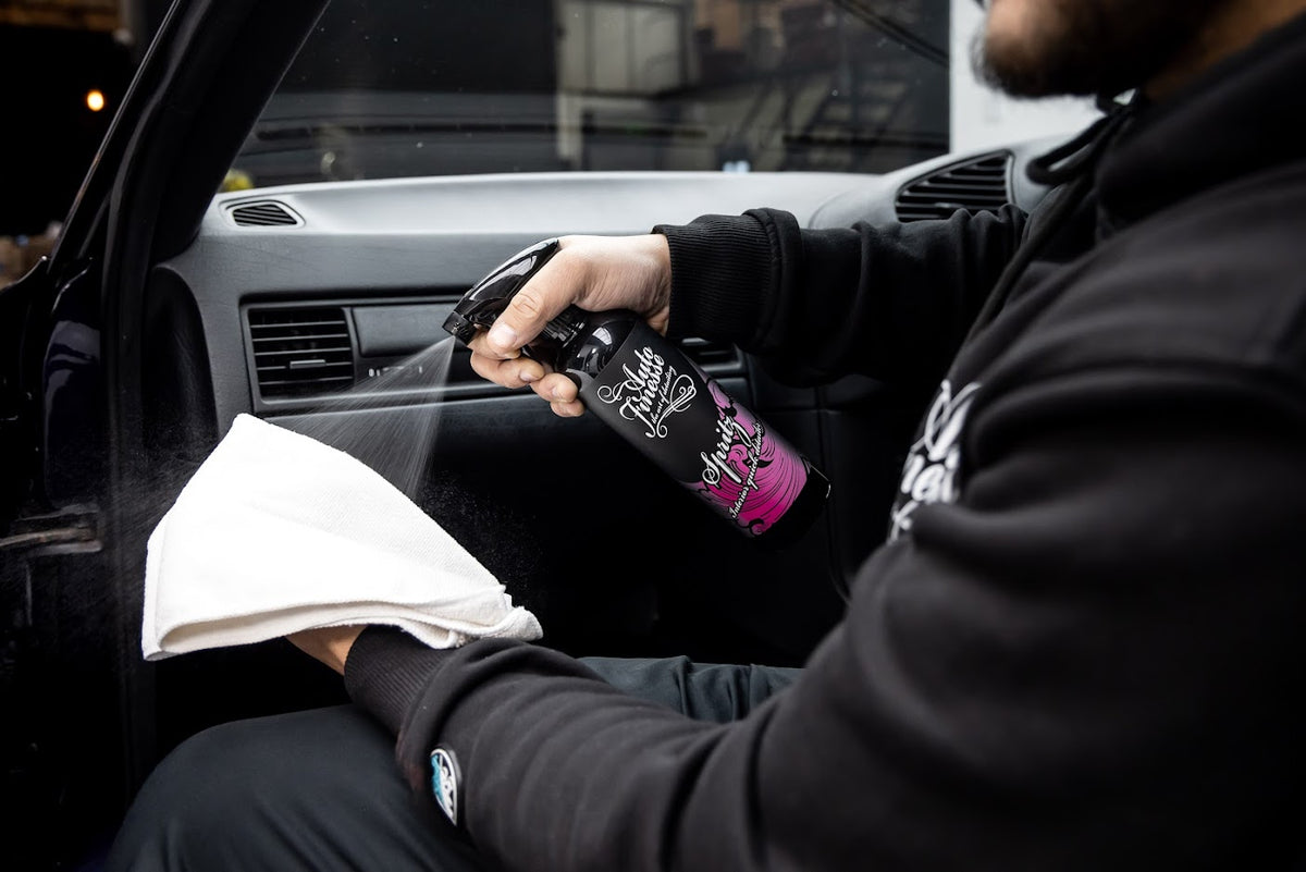 AUTO FINESSE SPRITZ DETALHADOR DE INTERIORES 1L
