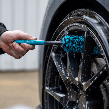 AUTO FINESSE MICROFIBRE WHEEL BRUSH - Cepillo de llantas