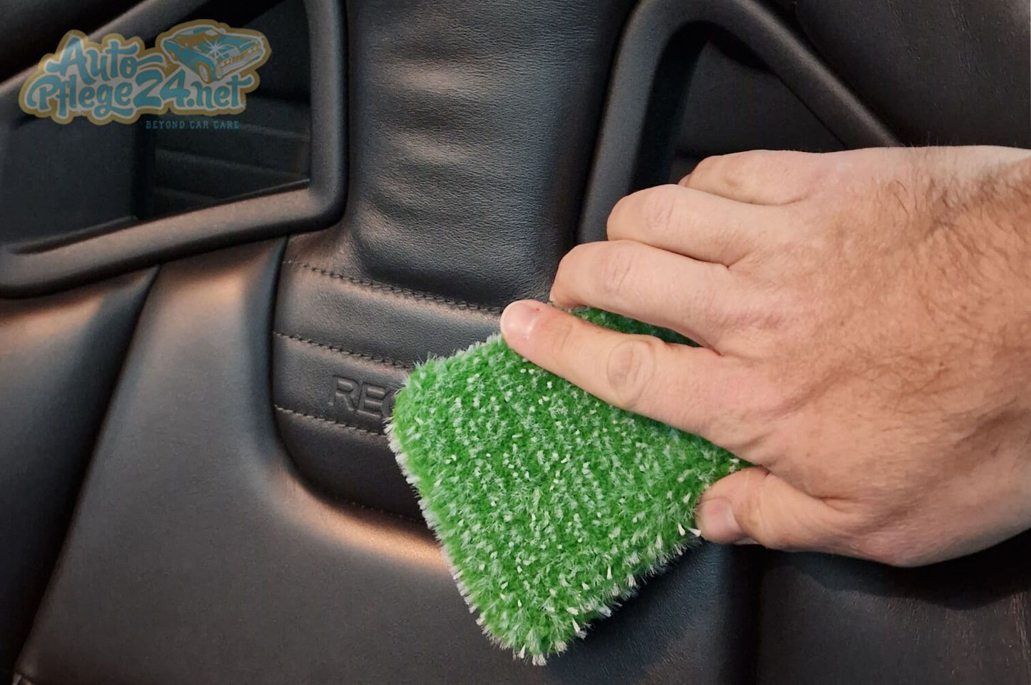 MICROFIBER MADNESS SCRUB-A-ROUND - Aplicador